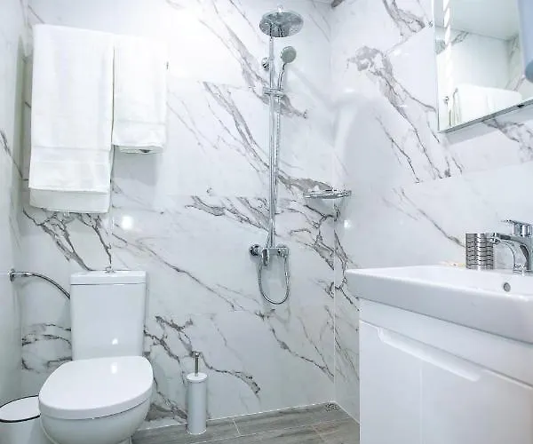 Monik Апартамент *